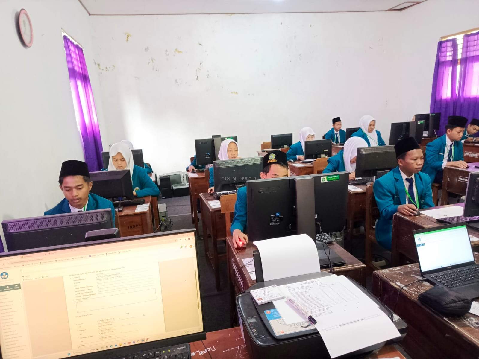 Pelaksanaan TKA Gelombang 1 MTs Al Huda 1 Karangpandan Berjalan Lancar dan Tertib